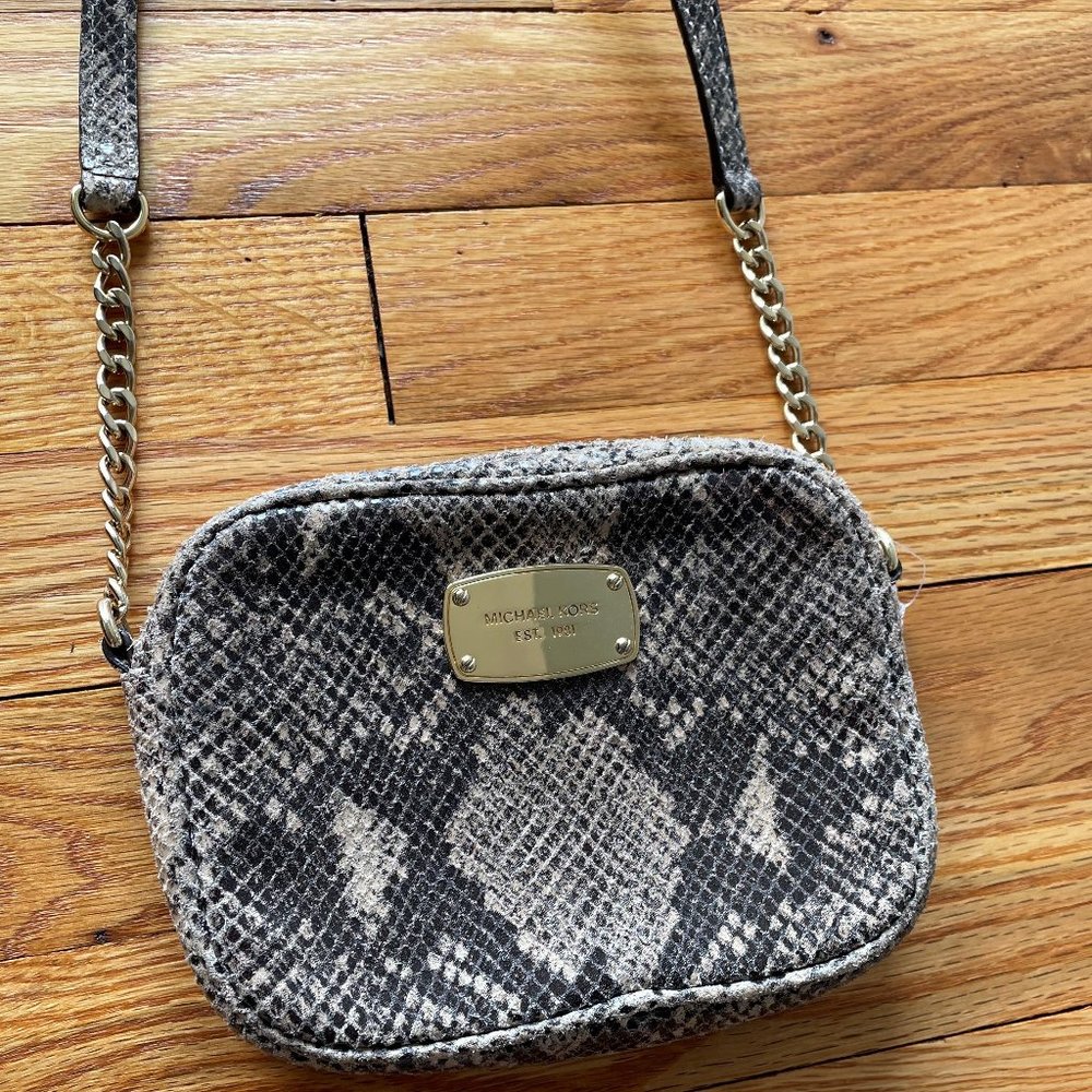 Michael Kors Mini Jet Set Crossbody- Snakeskin Pattern - Picture 3 of 8